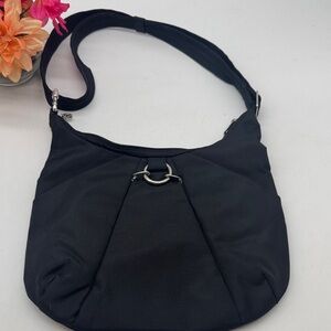 Travelon Elegant Black Women's travel Shoulder Bag